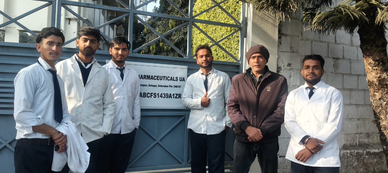 (industry and hospital visit of pharmacy students-18